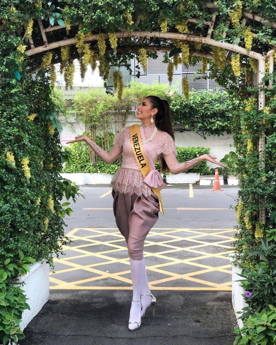 Instagram.com/elinaroa24