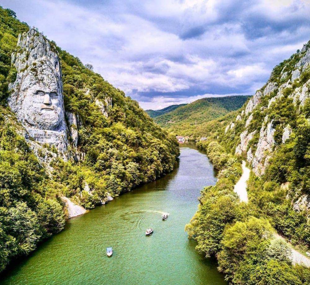 Instagram.com/serbia.srbija_