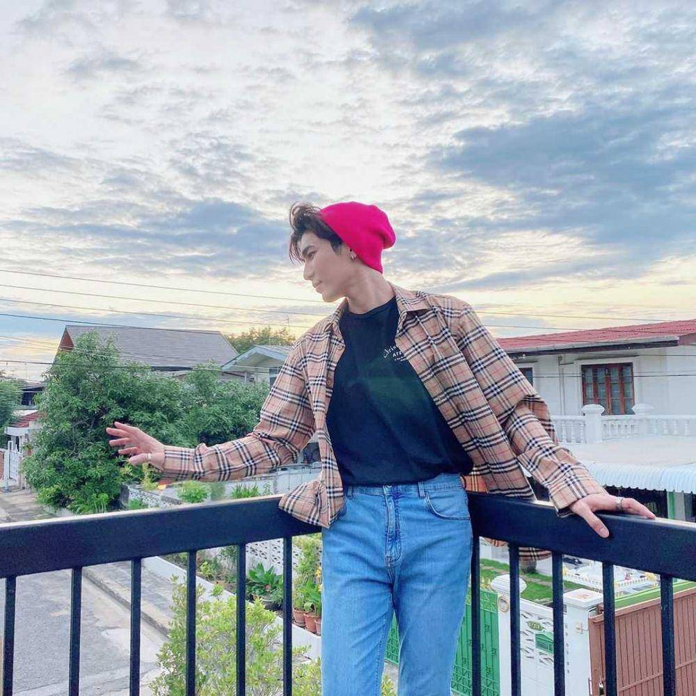 instagram.com/mewsuppasit
