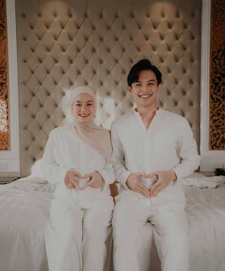 instagram.com/rey_mbayang