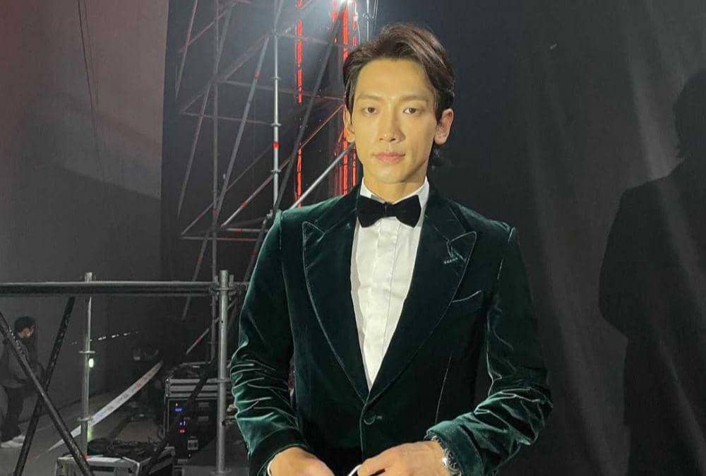 Sukses Debutkan Grup Baru, 10 Potret Terbaru Rain Siap Comeback Drama