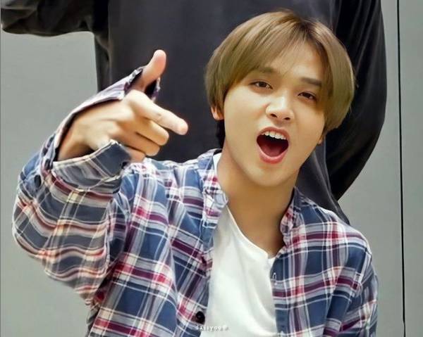 Haechan (instagram.com/haechan_archives)