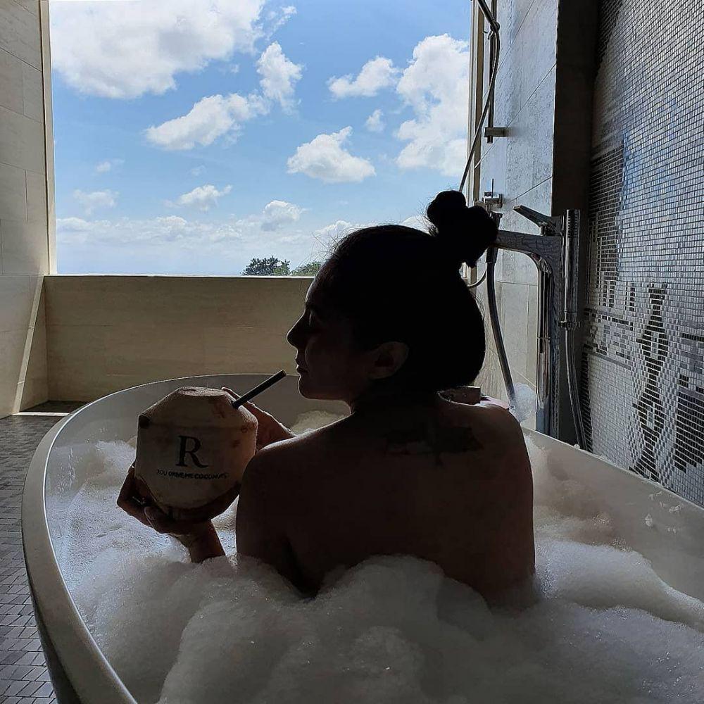 instagram.com/wulanguritno