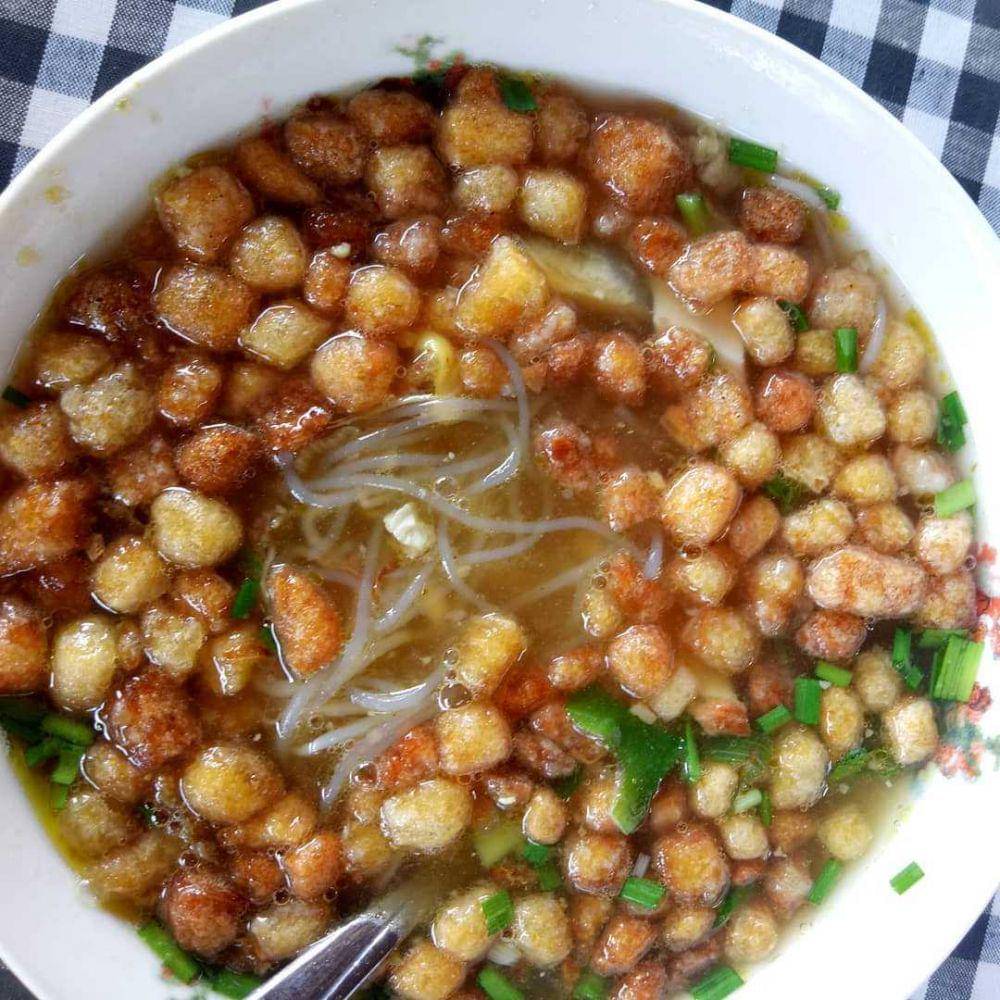 instagram.com/ceceayam