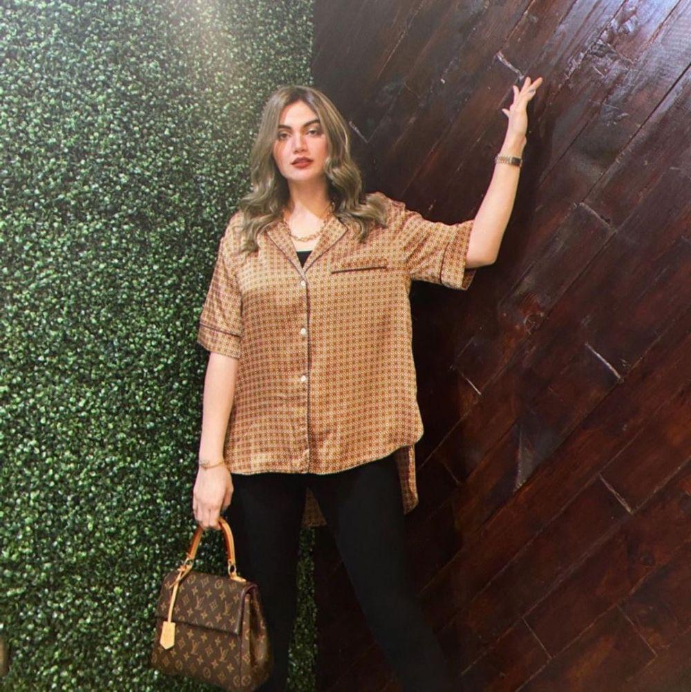 Instagram.com/hvkhildavitriakhan