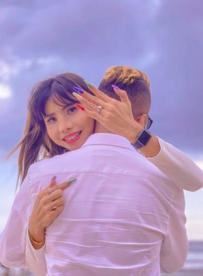 Move On dari Kiwil, 10 Momen Eva Belisima Dilamar Pacar Bulenya