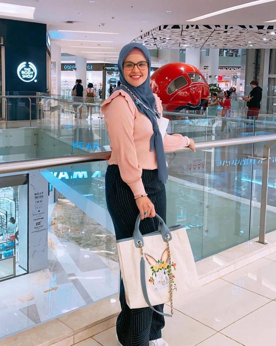 instagram.com/dhila_bekti
