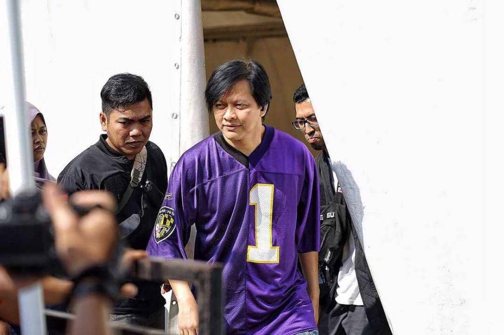 10 Potret Awet Muda Vokalis Band Era 2000-an, Seolah Gak Pernah Menua!