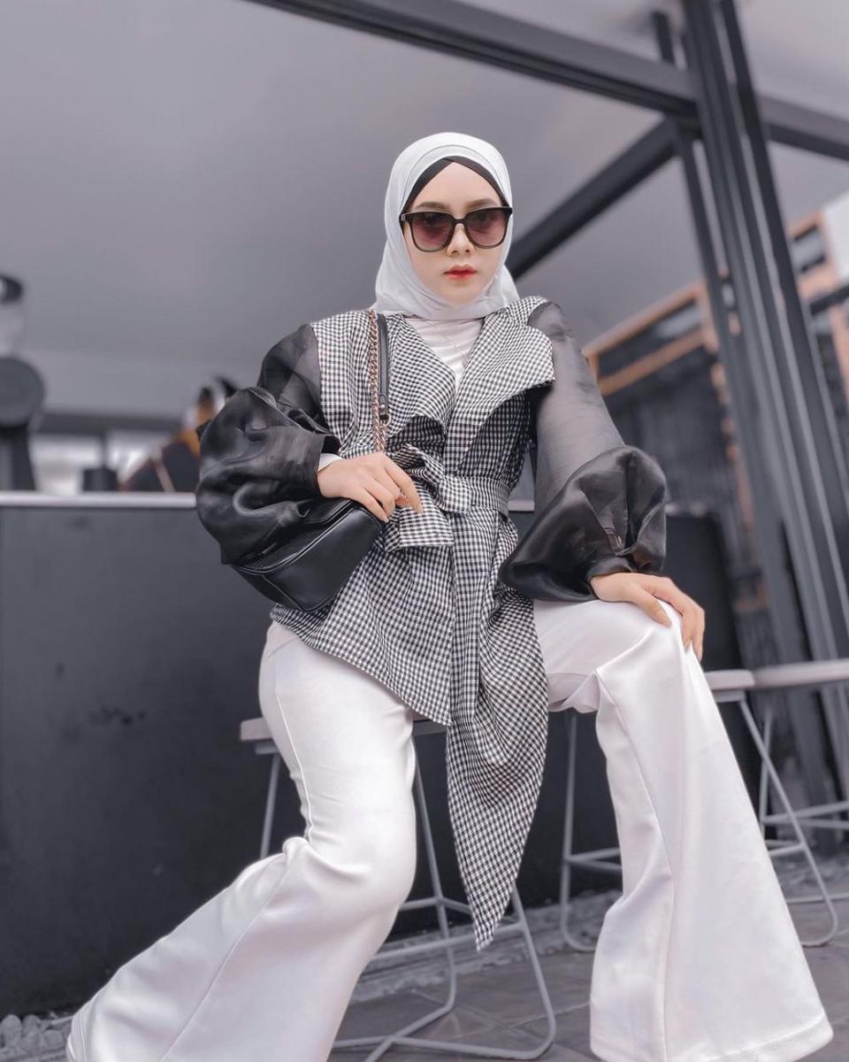 Instagram.com/nafisahfauziyyah