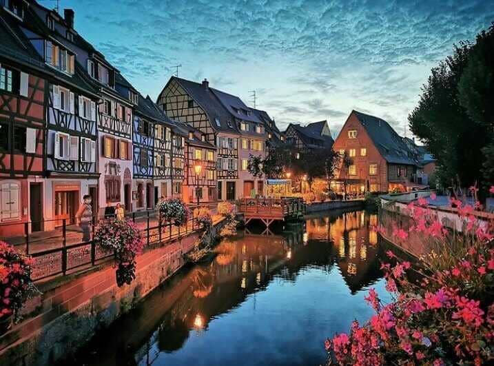 11 Potret Estetis Kota Colmar, Pemukiman Disney Realistis di Prancis