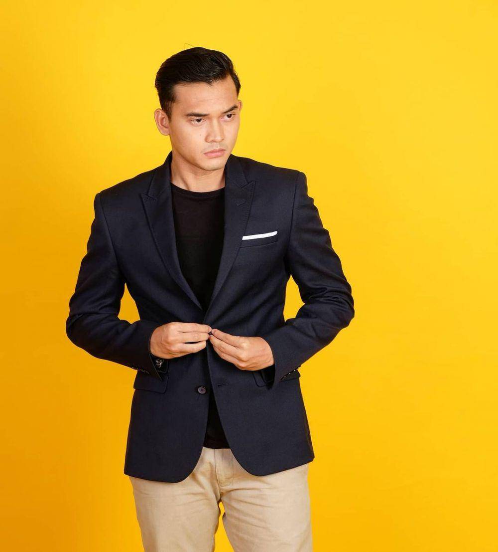 instagram.com/ikbalfauzi_/