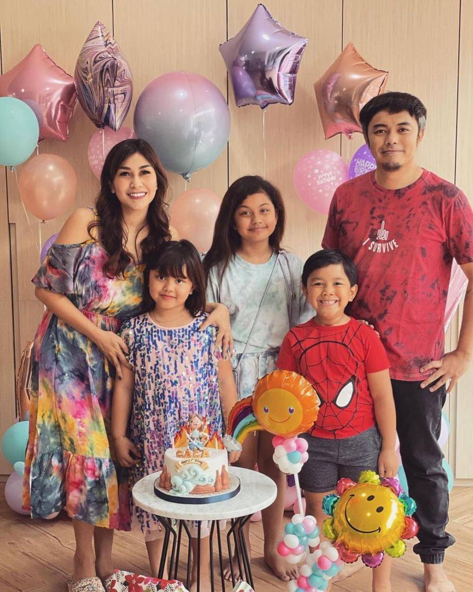 instagram.com/arosadi