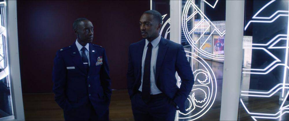 James Rhodes (kiri) dan Sam Wilson (kanan). (Dok. Marvel Studios/Falcon and Winter Soldier)
