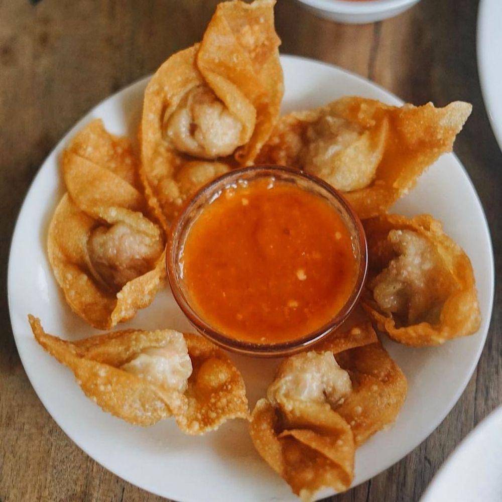 instagram.com/mamapangsitbycheflim