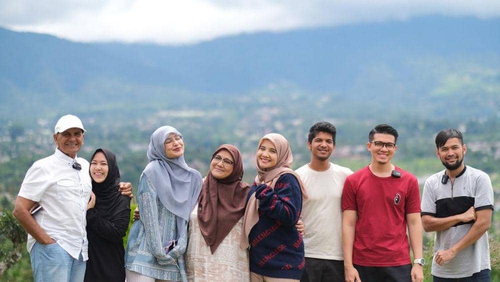 Momen Bahagia, 10 Mantan Suami Istri Seleb Saat Tampil Bersama