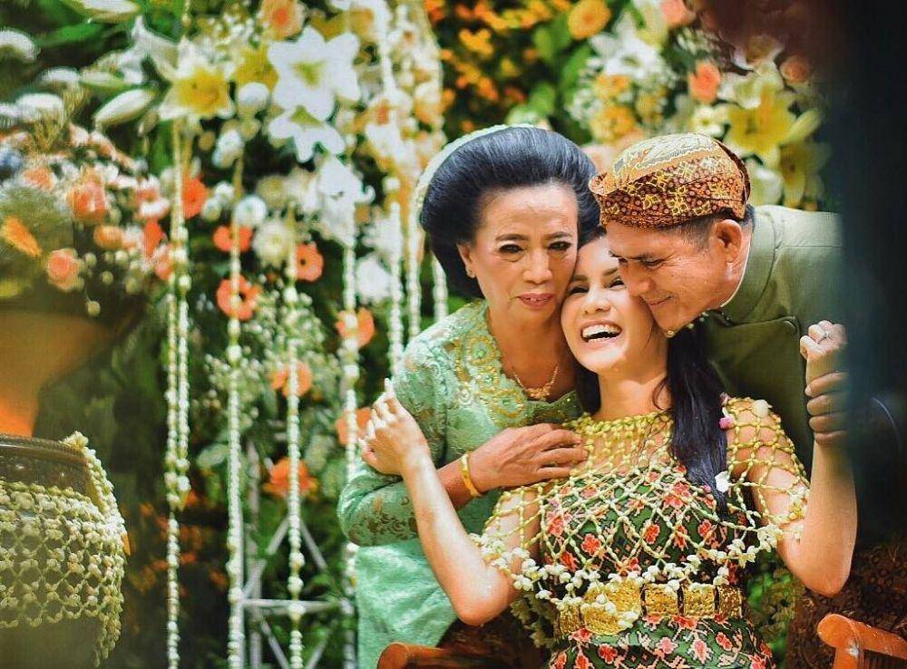 Instagram.com/therealmomogeisha