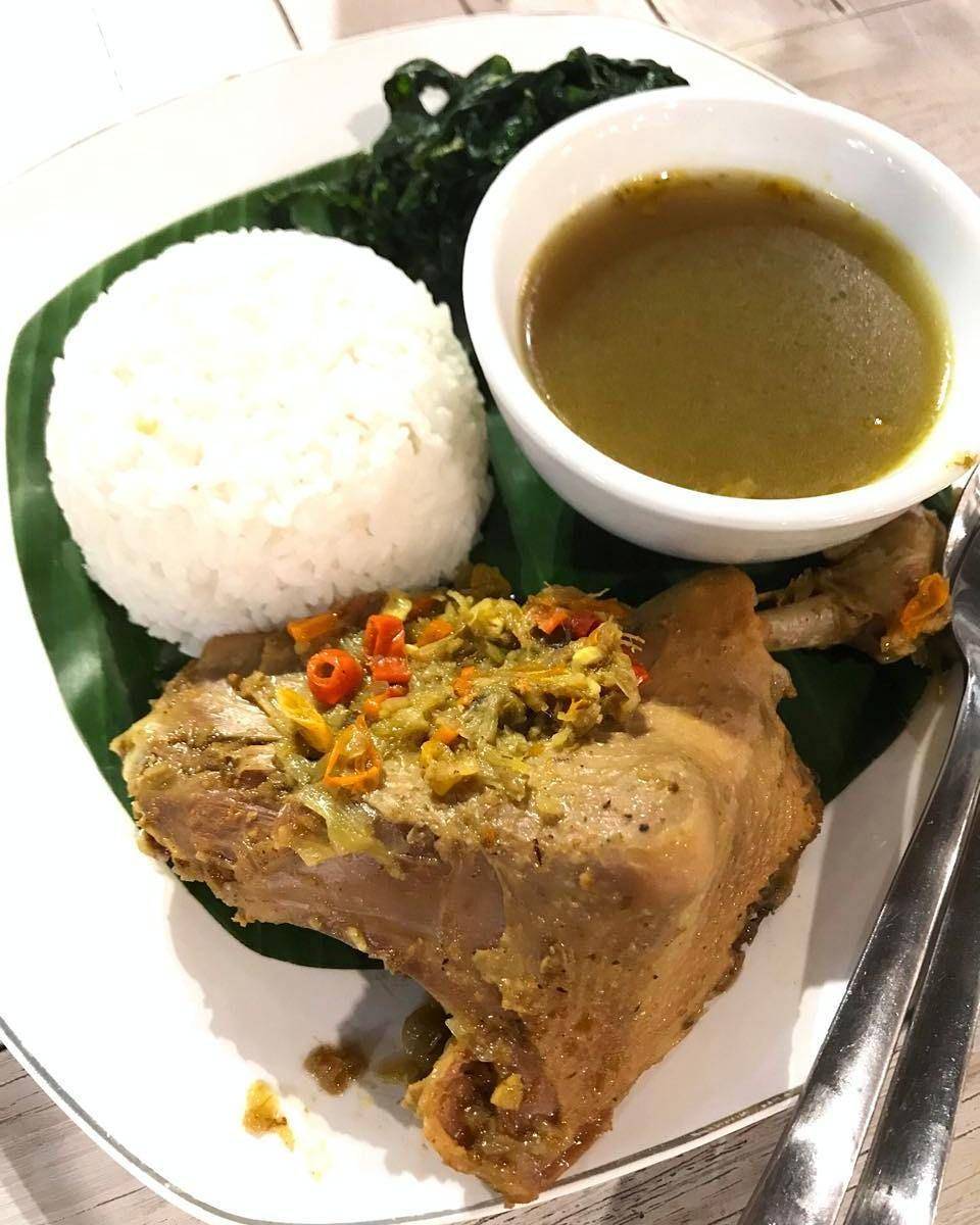 instagram.com/ eatis.lifee