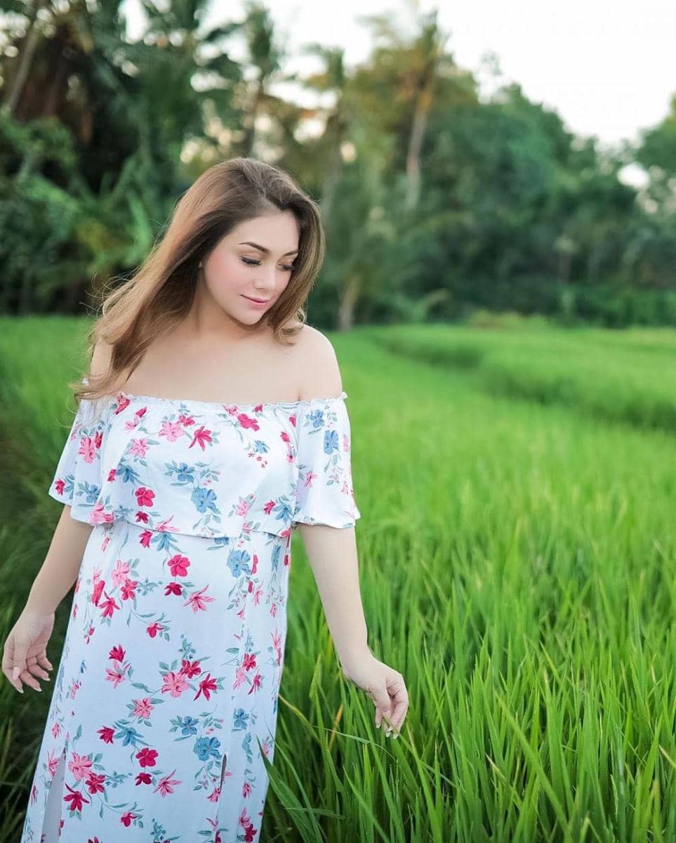instagram.com/celine_evangelista