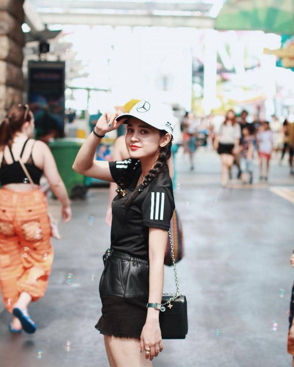 10 Potret Manis Michelle Ziudith Berambut Kepang, Parasnya Cute!