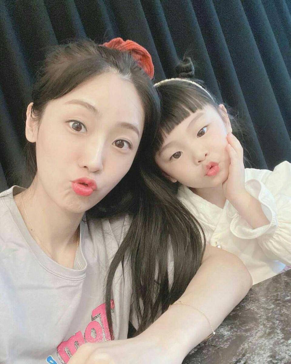 instagram.com/moonheeyul