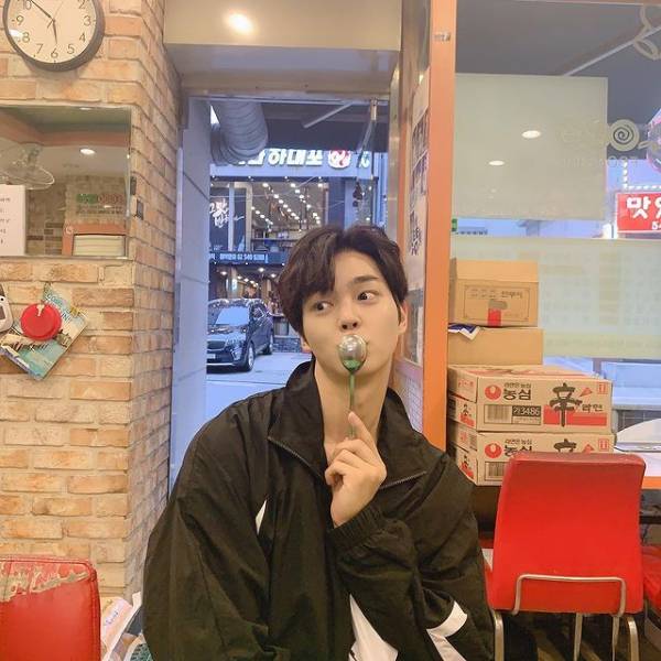 instagram.com/songkang_b