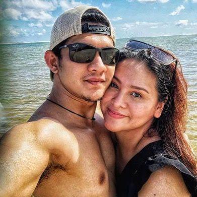 Curhat Kangen Berat, 5 Artis Ini sedang LDR dengan Pasangannya