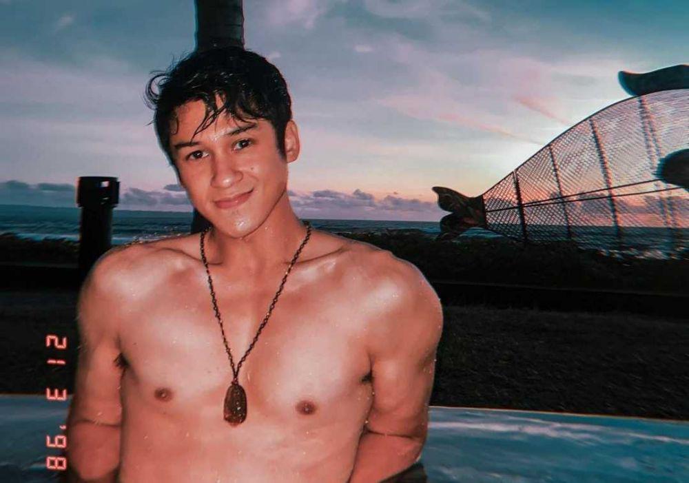 9 Potret Antonio Blanco Jr Pamer Tubuh Atletisnya, Bikin Kebawa Mimpi!