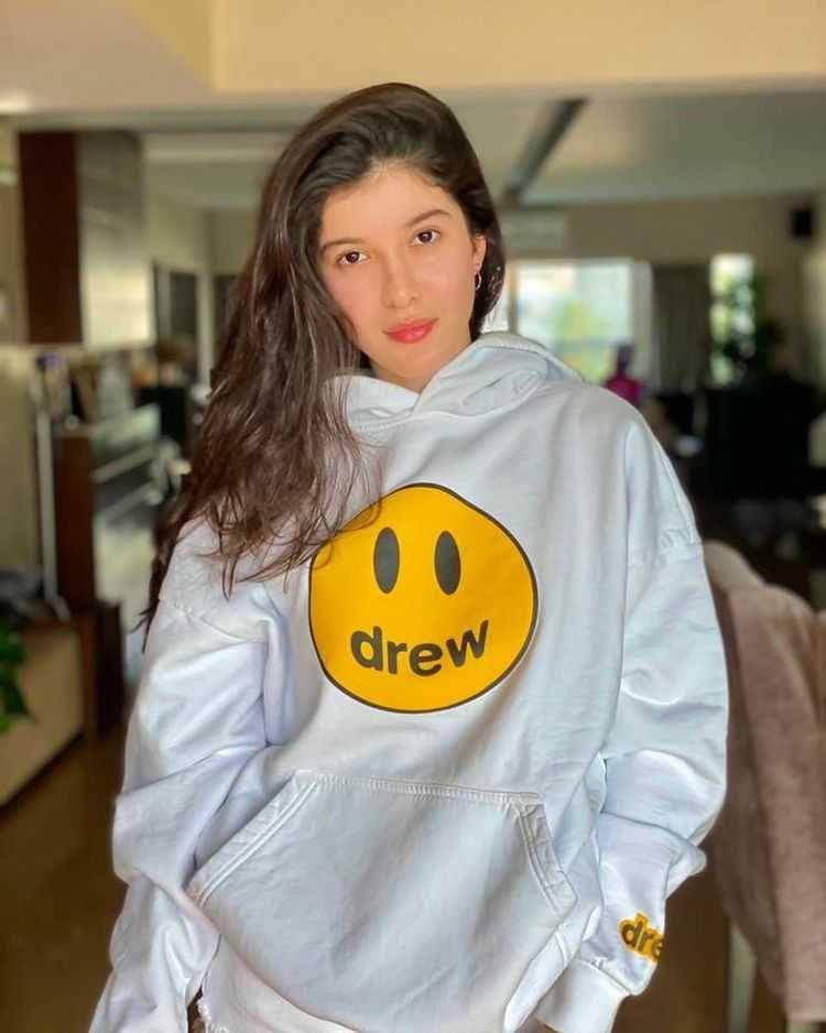 instagram.com/shanayakapoor02
