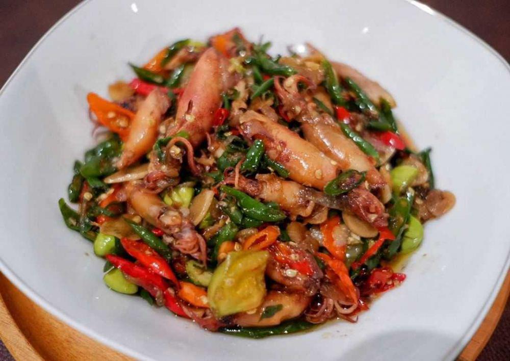 Resep Tumis Cumi Asin Sederhana, Masaknya Cepat dan Gampang
