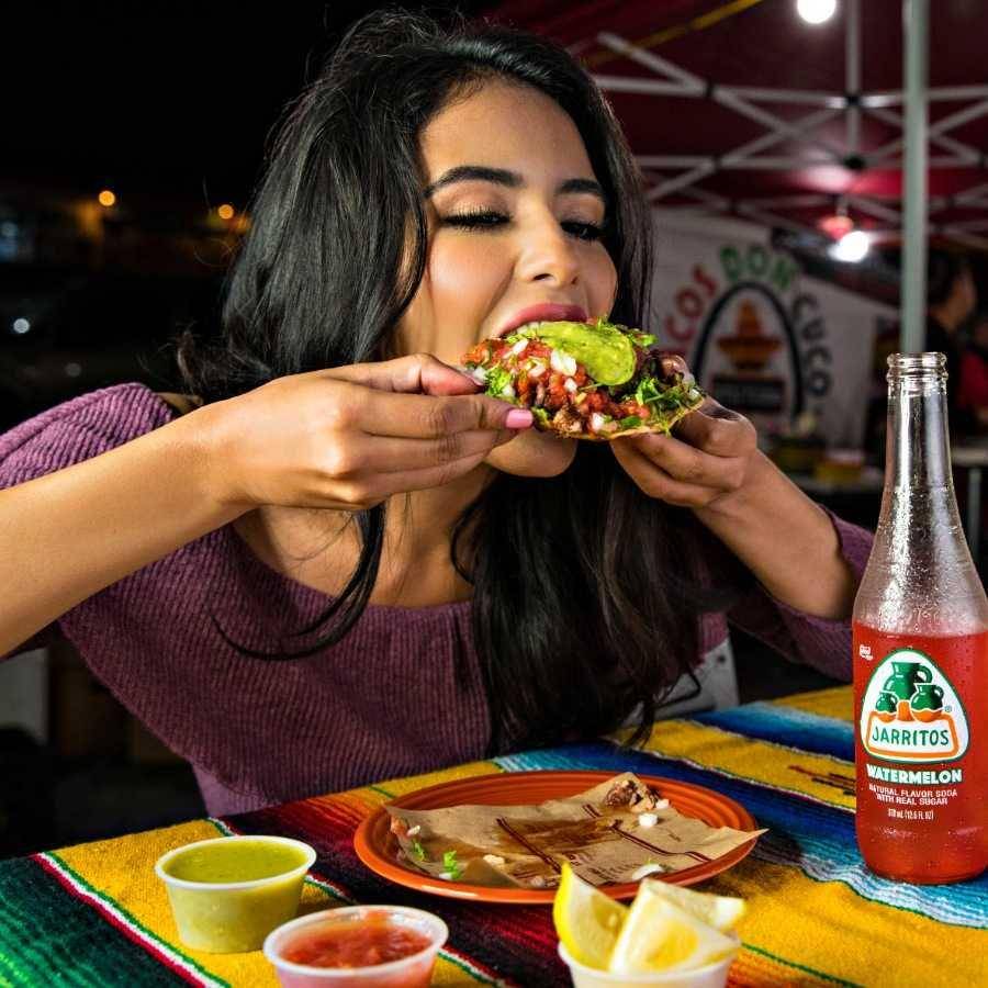 unsplash.com/jarritos