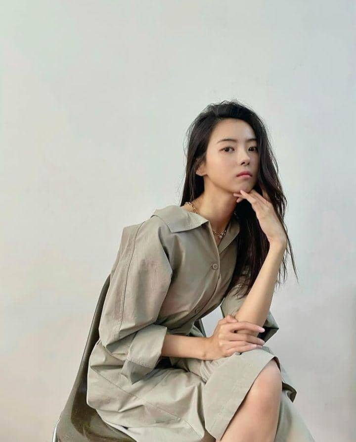instagram.com/nayoung_lim95