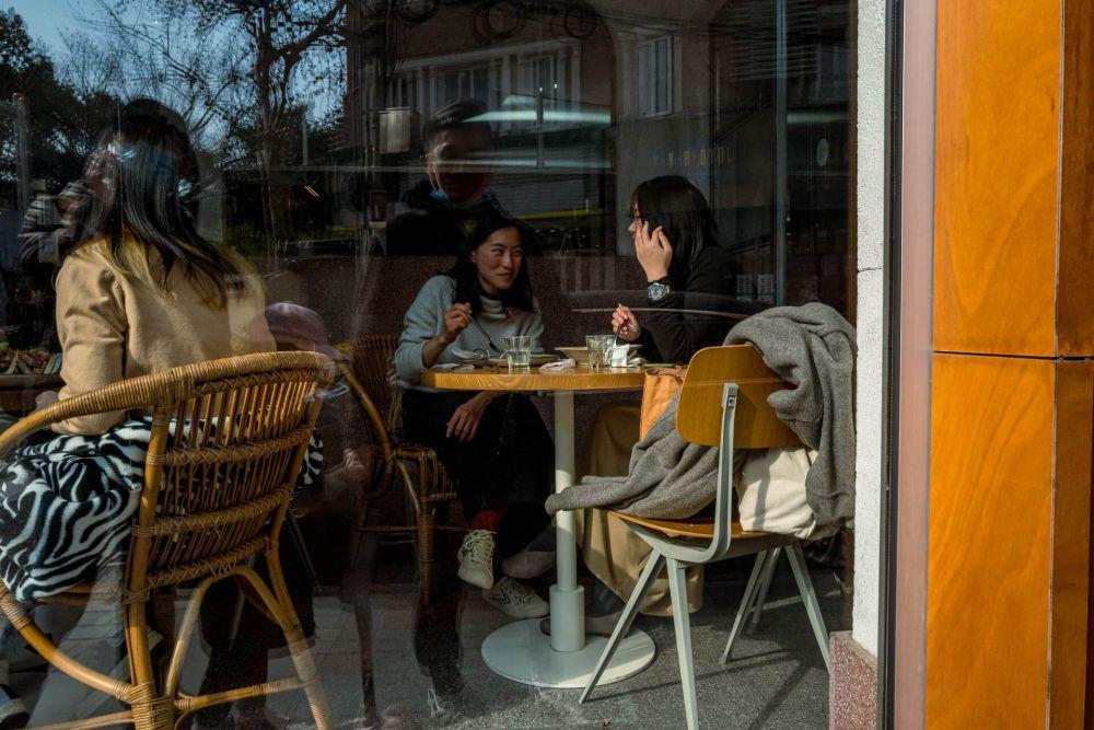 10 Rekomendasi Cafe di Batam, Cozy dan Instagramable Abis!