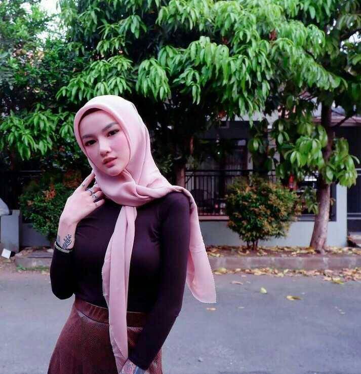instagram.com/meylika.ryuki18
