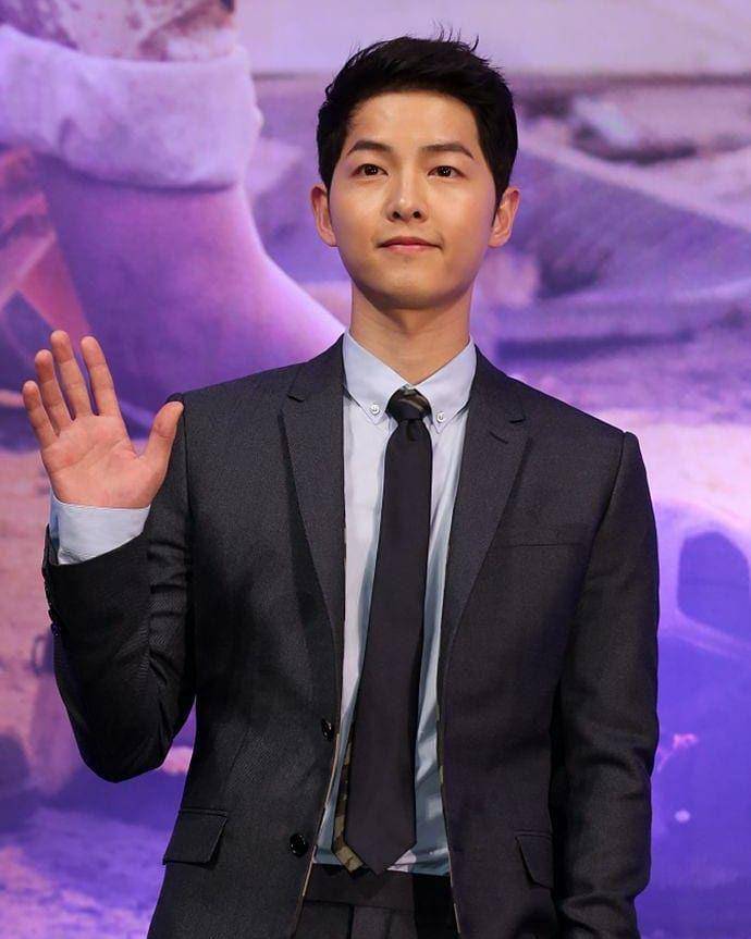 instagram.com/songjoongki.kg