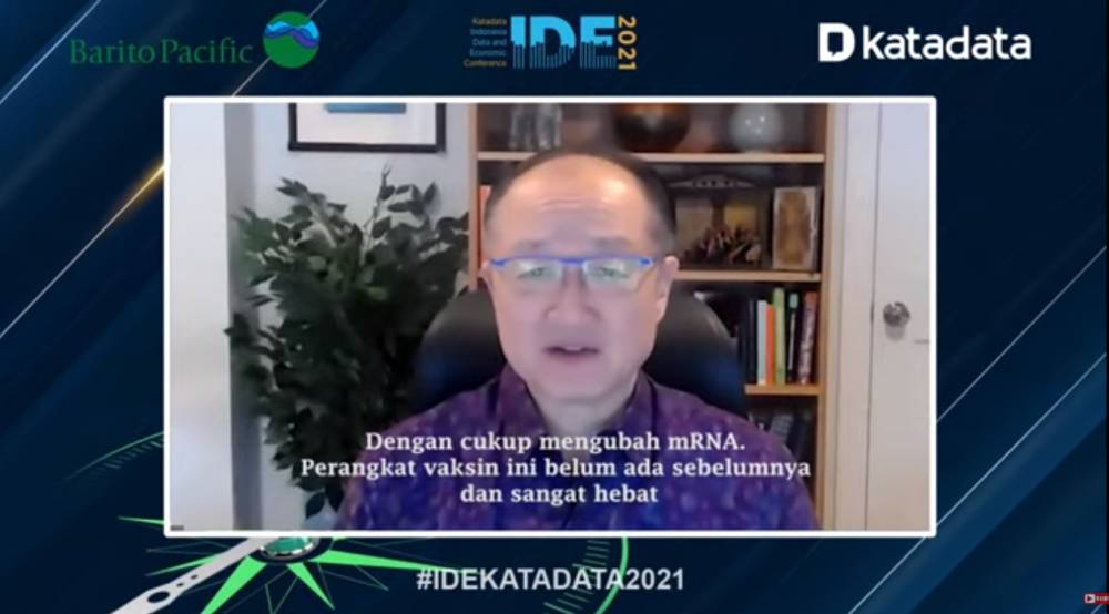 Pakar Kesehatan Jim Yong Kim di Acara Katadata Indonesia Data and Economic Conference 2021