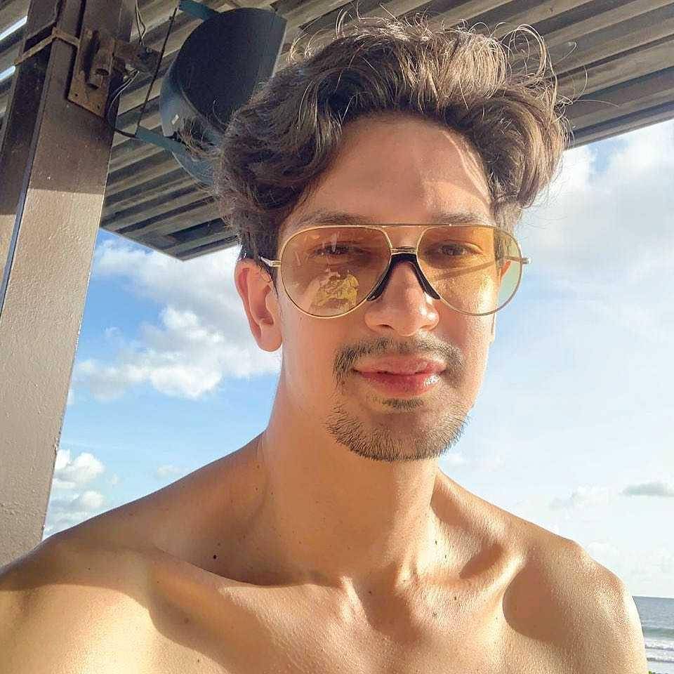 instagram.com/dimasbeck
