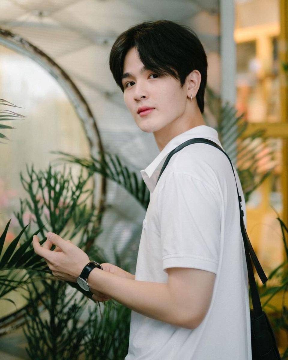 instagram.com/yoonpsn