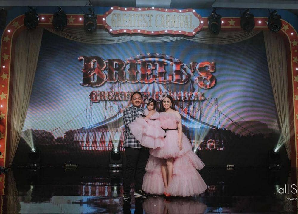 instagram.com/therealmomogeisha