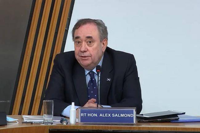 Alex Salmond menidirkan partai politik baru bernama Partai Alba pada hari Jumat, 26 Maret. Sumber:twitter.com/PoliticsFiveAll
