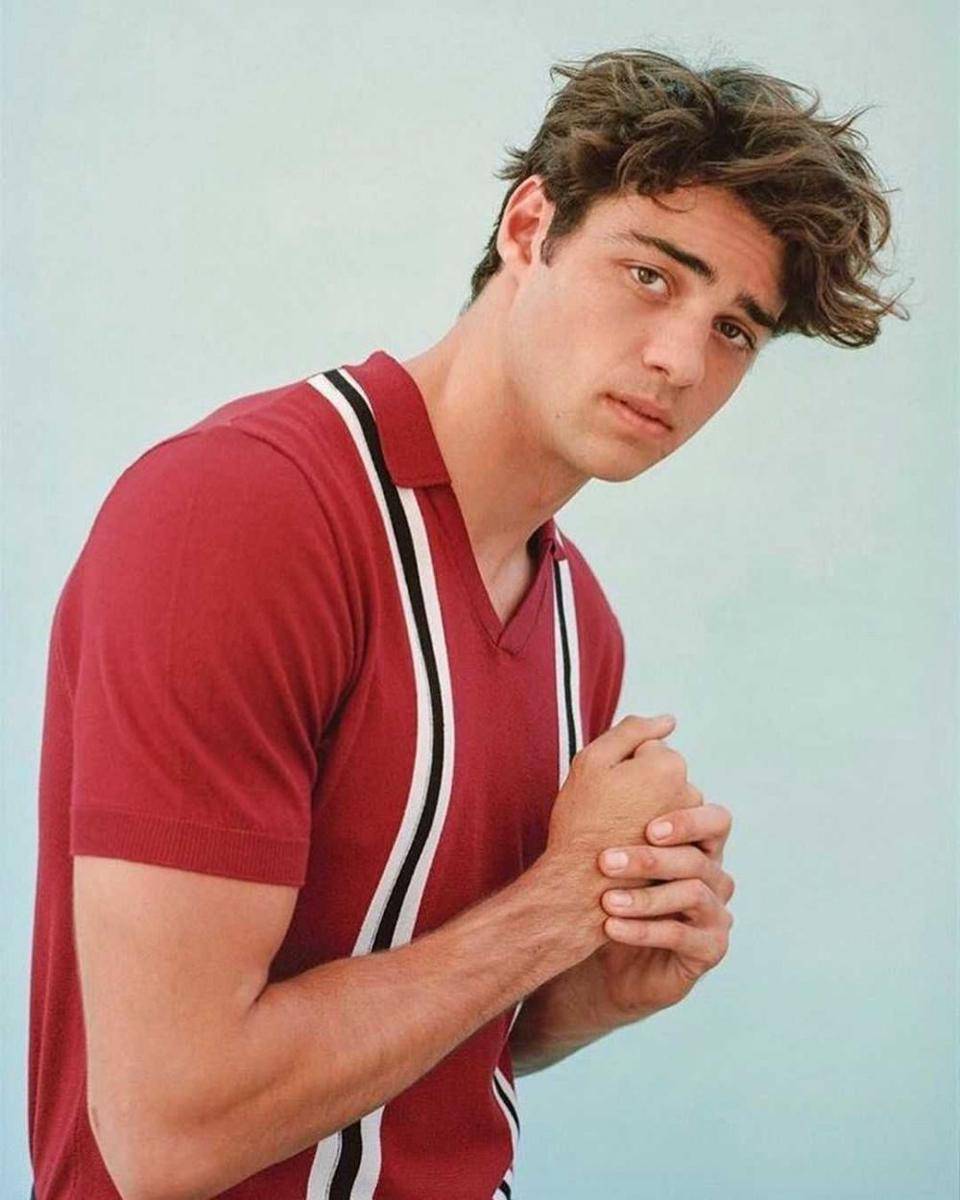 instagram.com/noahcentineoig