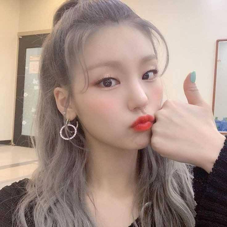 instagram.com/itzy.all.in.us