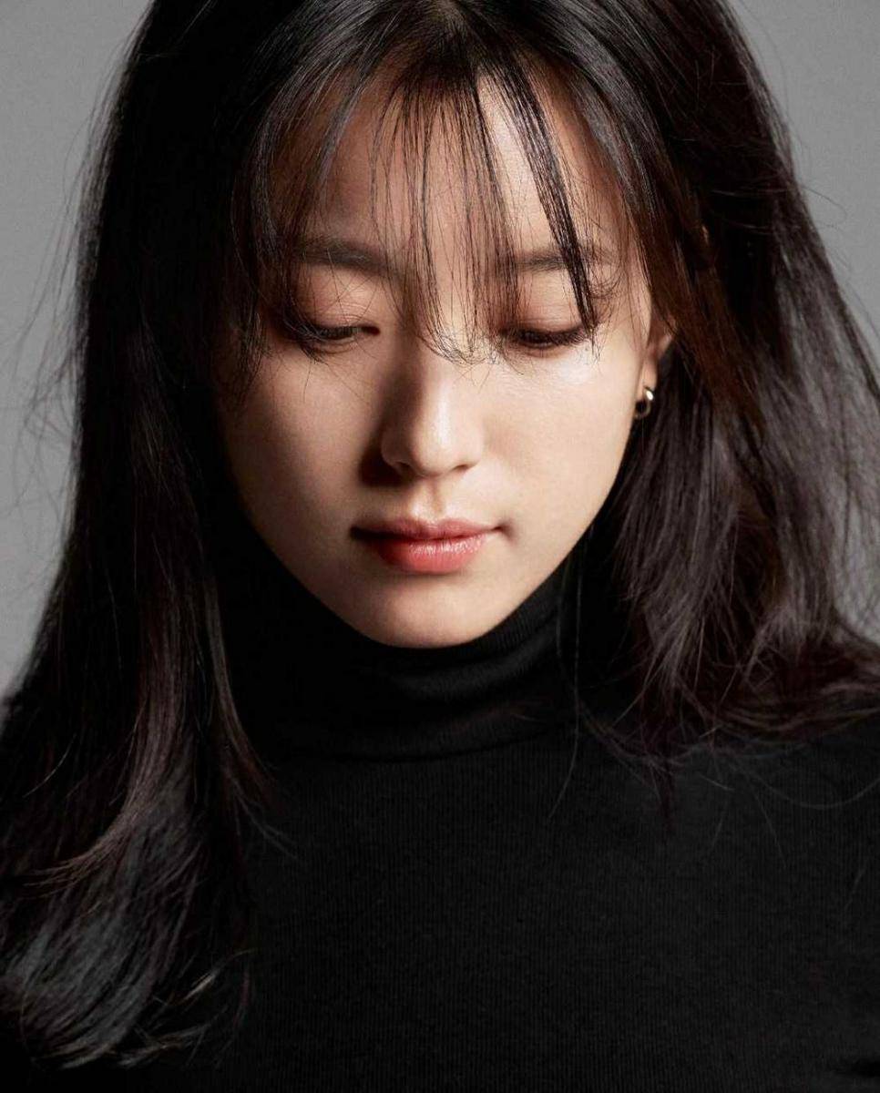 Instagram.com/hanhyojoo222
