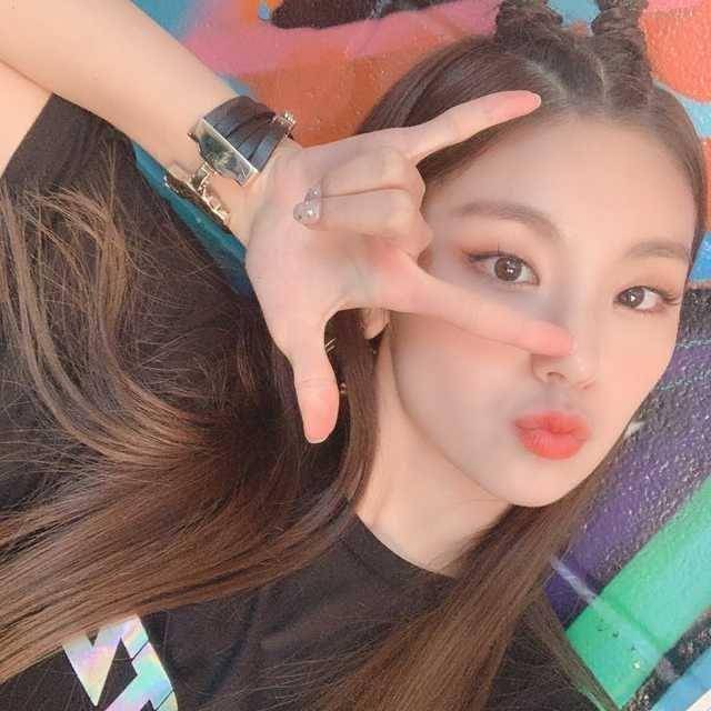 instagram.com/itzy.all.in.us