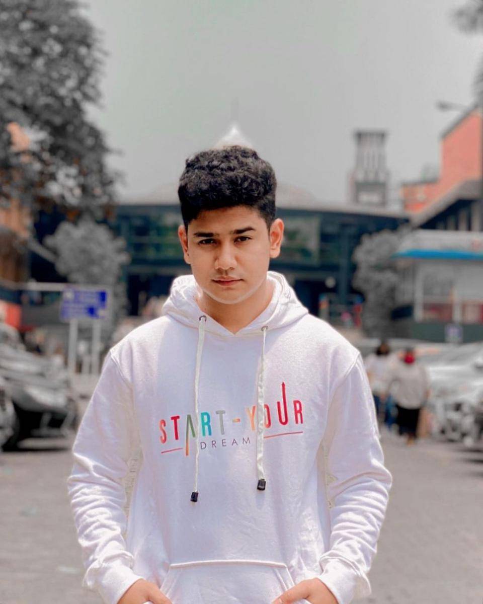 instagram.com/syakirdaulay