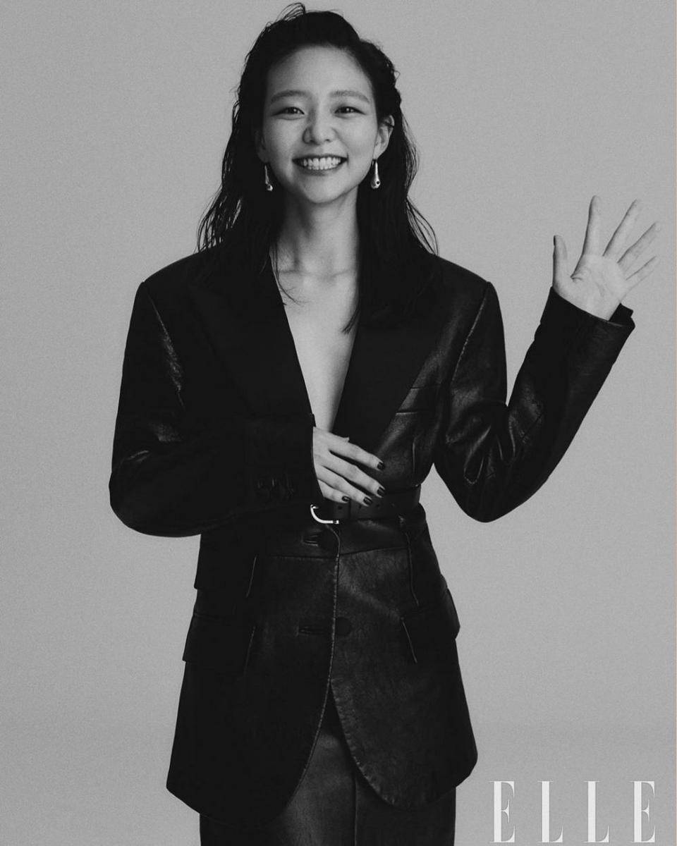 instagram.com/esom_
