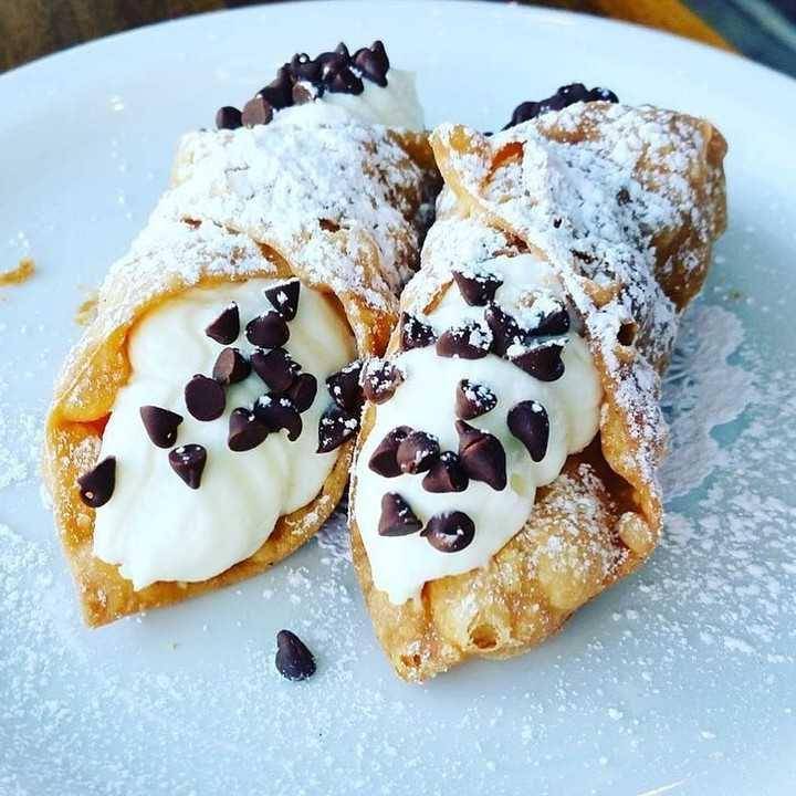 instagram.com/rovinothefoodery