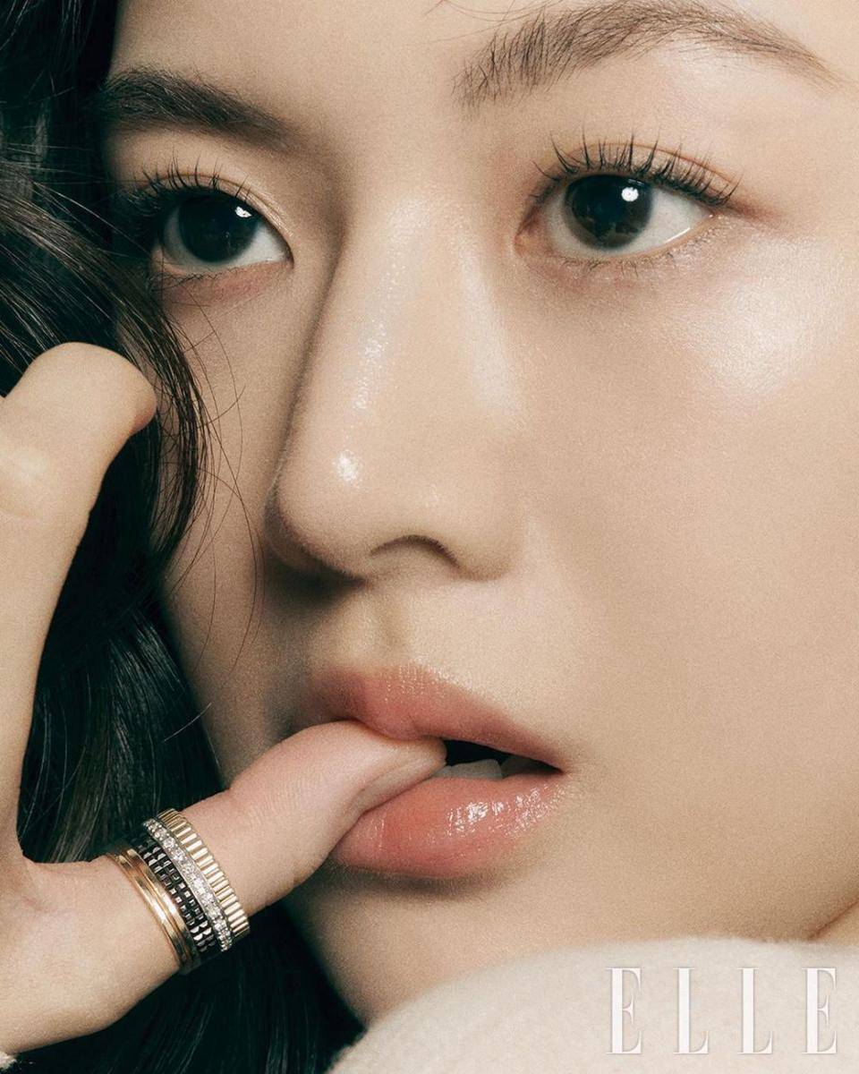 instagram.com/goyounjung