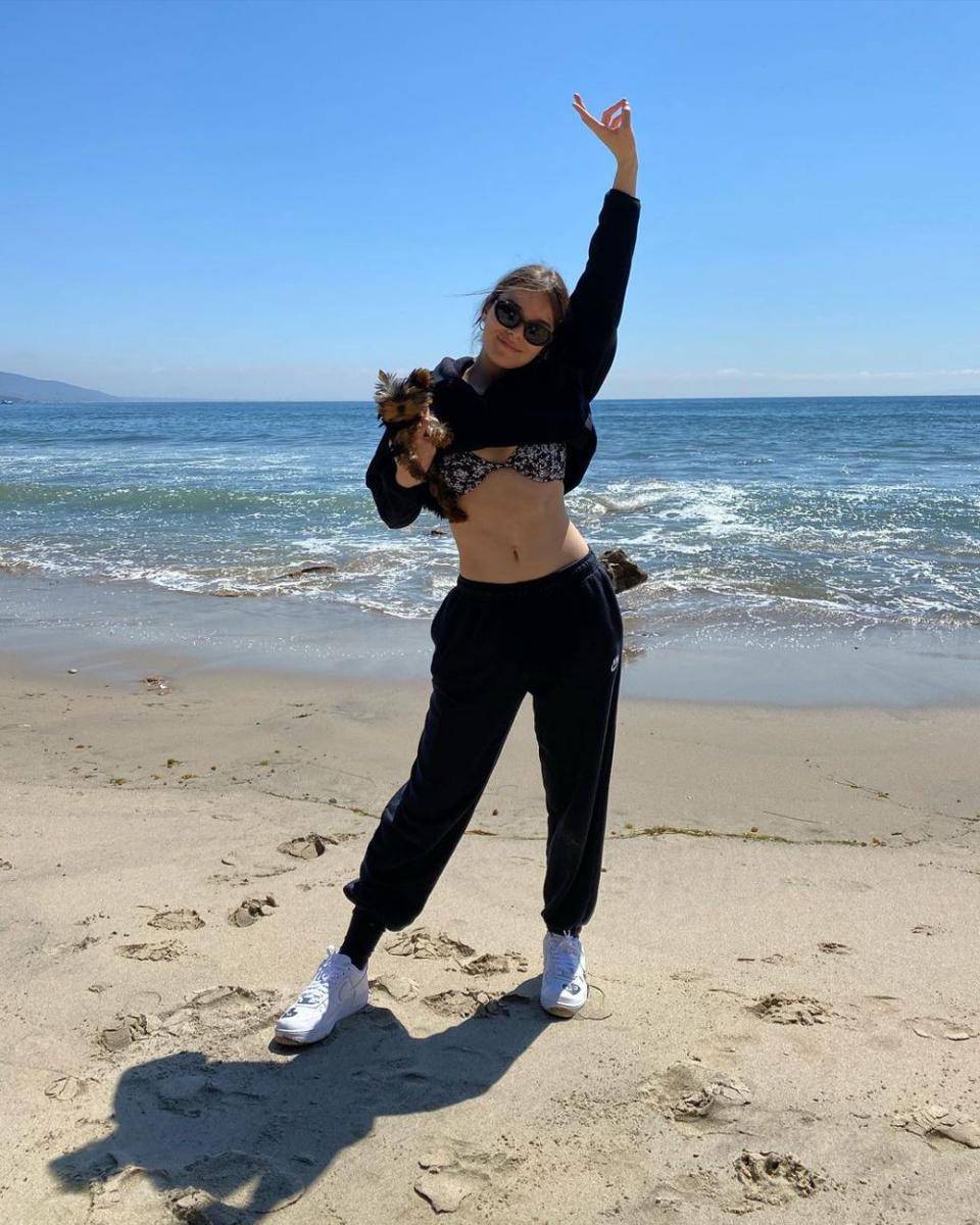 instagram.com/haileesteinfeld