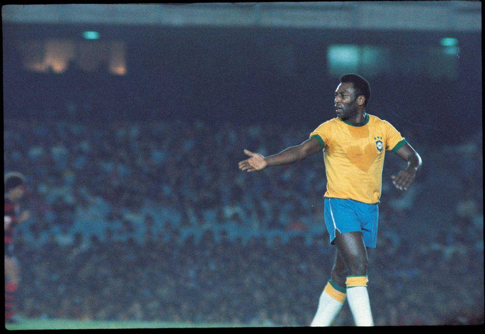twitter.com/pele
