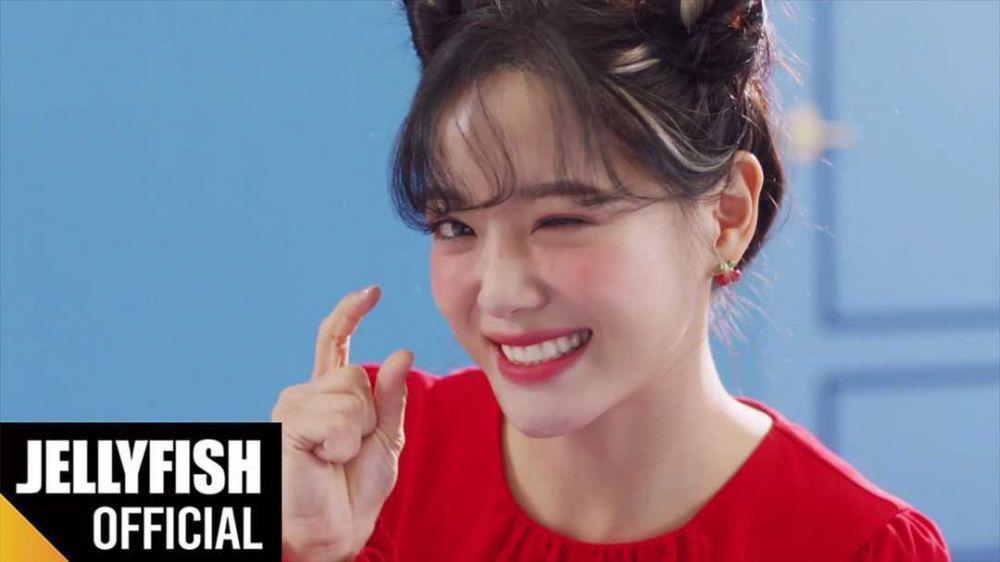 10 Potret Terkini Sejeong yang Telah Rilis Lagu Baru Bertajuk Warning